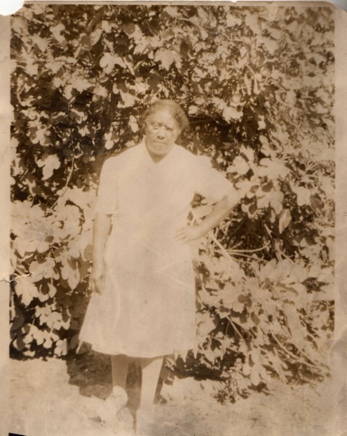 there's no information on this picture either. I love her pose.